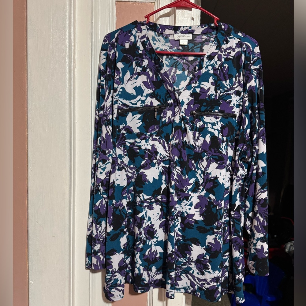 Jaclyn Smith Purple and Blue Floral Blouse